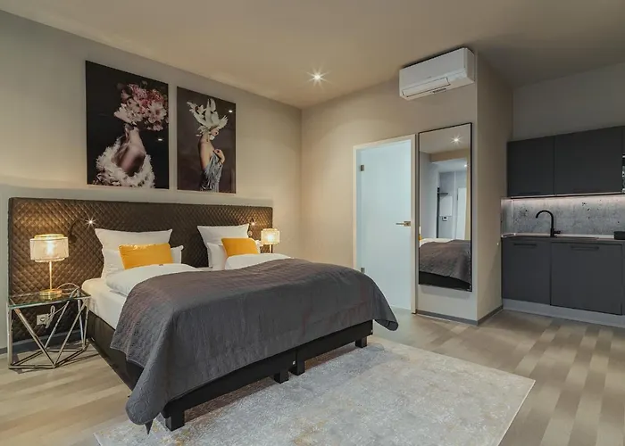 Bs Boutique Hotell 4*