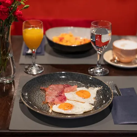 Bs Boutique Hotel 4*