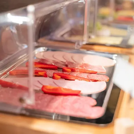 Bs Boutique Hotel 4*