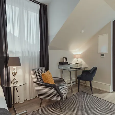 Hotel Bs Boutique 4*