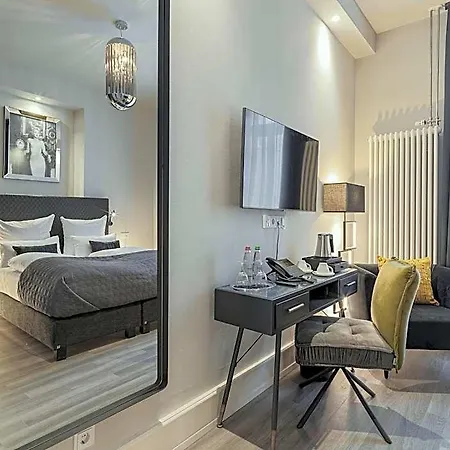 Hotel Bs Boutique 4*