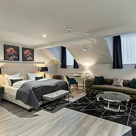 Hotel Bs Boutique 4*