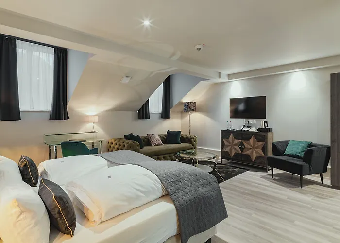 Hotel Bs Boutique 4*